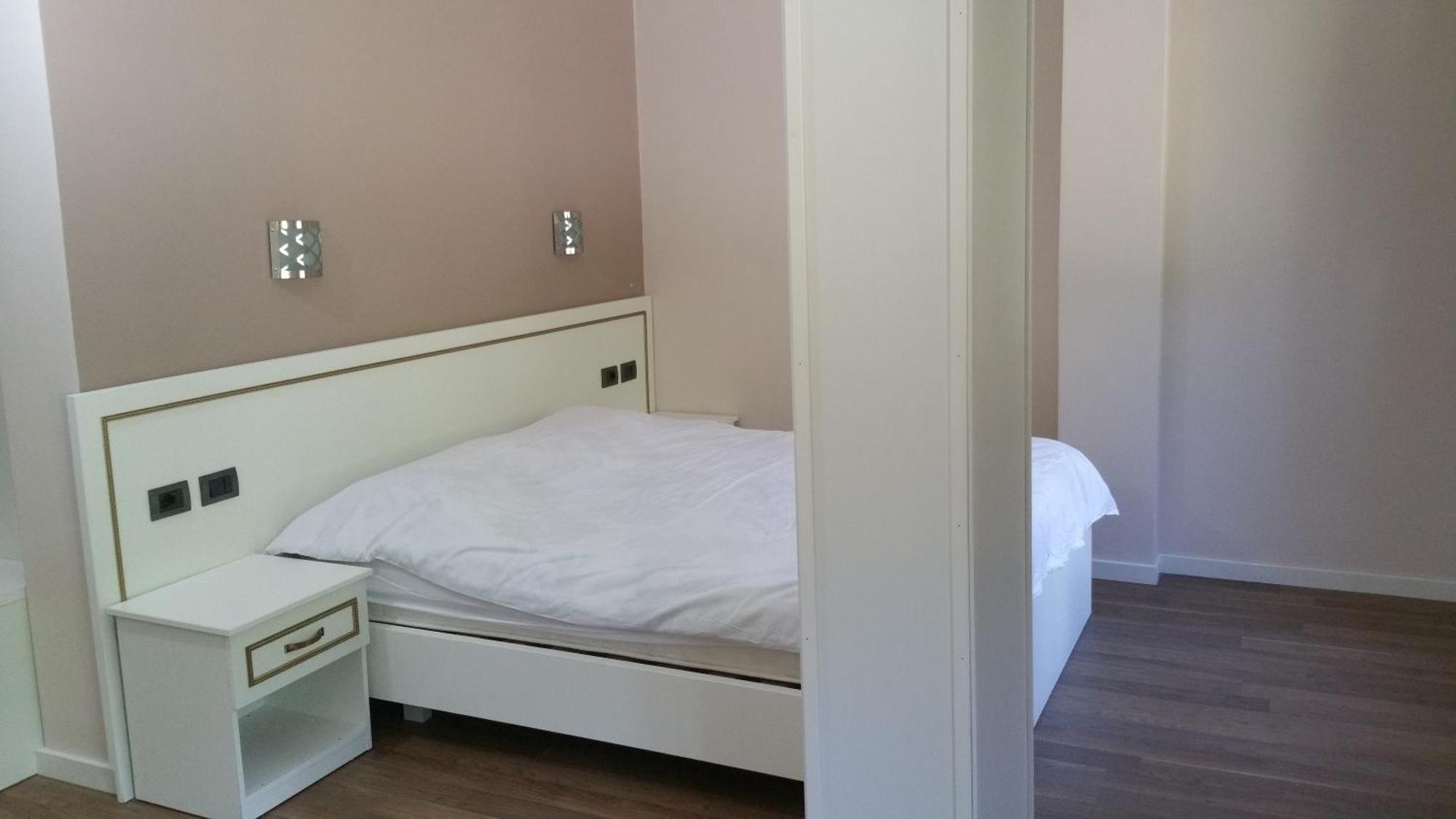 Hotel Margjeka Valbonne Quarto foto